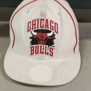 Link White and Red Men's Hat